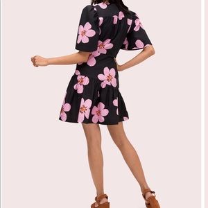 kate spade Dresses - Kate Spade Grand Flora Dress kate spade Dresses - Kate Spade Grand Flora Dress